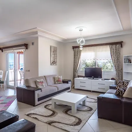 Peaceful 4Br Villa W/Ac&Balcony 10 Min To Seaside Villa Bodrum