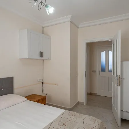 Villa Peaceful 4Br Villa W/Ac&Balcony 10 Min To Seaside